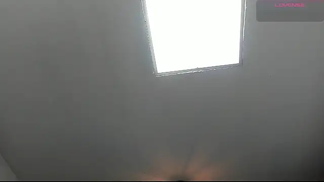 Snapshot of aitana_baker_ chatting on 05.15.26 aitana baker online show from 05.15.26