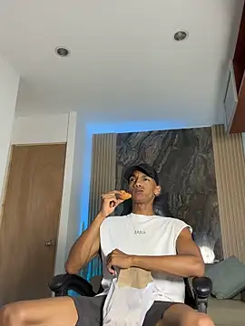 JulienSaint online show from 09.12.25