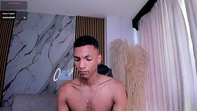 Snapshot of JulienSaint chatting on 05.31.26 JulienSaint online show from 05.31.26