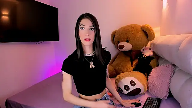 Snapshot of fhalon_foxxxys_ chatting on 04.24.26 fhalon foxxxys online show from 04.24.26