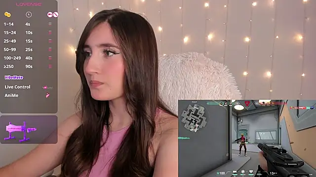 Snapshot of AllisonG chatting on 09.20.25 AllisonG online show from 09.20.25