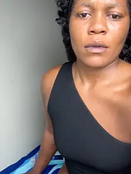 Snapshot of Kikie23 chatting on 04.06.26 Kikie23 online show from 04.06.26