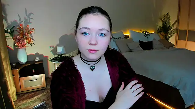 AlluringLookk online show from 10.20.25