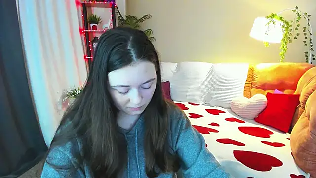 AlluringLookk online show from 04.14.26