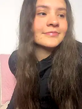 Emilyybennet  online show from 10.15.25