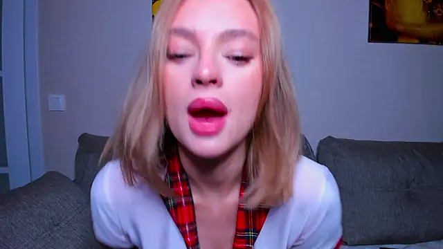 OliviaReece online show from 03.22.26