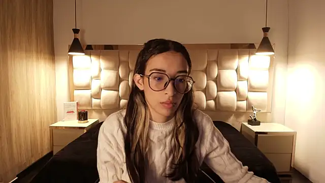 Emilia Bons online show from 02.09.26