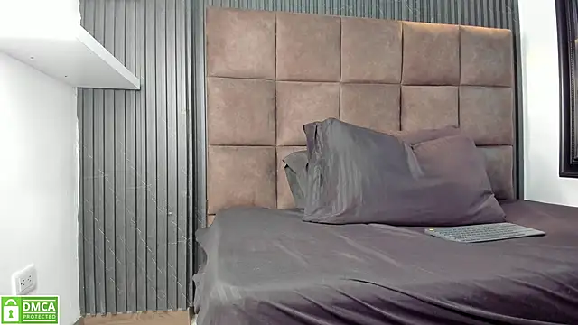 Ava Bonny online show from 11.27.25