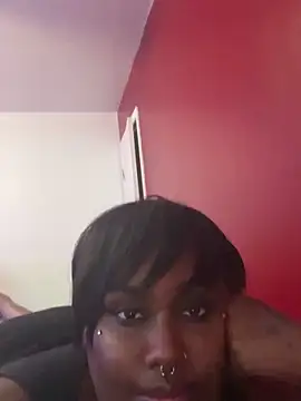 Cocomamii1 online show from 12.20.25