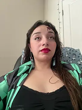 Snapshot of CharmingMaddie chatting on 02.18.26 CharmingMaddie online show from 02.18.26