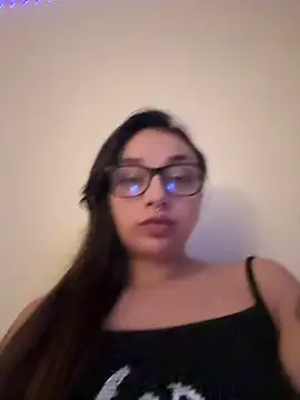 Snapshot of CharmingMaddie chatting on 06.18.26 CharmingMaddie online show from 06.18.26