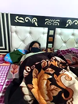 Love-pari077 online show from 12.02.25