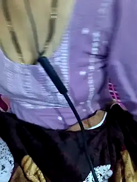 Love-pari077 online show from 12.19.25