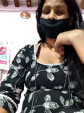 Snapshot of Love-pari077 chatting on 04.27.26 Love-pari077 online show from 04.27.26