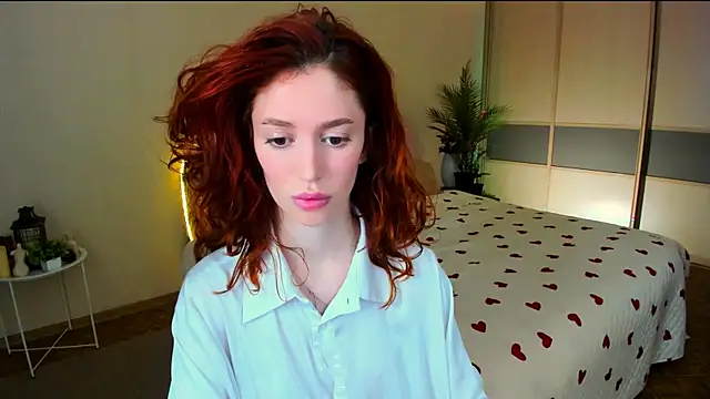 Snapshot of ChristinaConteeree chatting on 05.29.26 ChristinaConteeree online show from 05.29.26