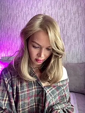 Snapshot of miss_veroNika chatting on 05.05.26 miss veroNika online show from 05.05.26