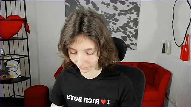 EmmanuellBrown online show from 11.28.25