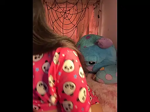 emma fiore4  online show from 10.14.25