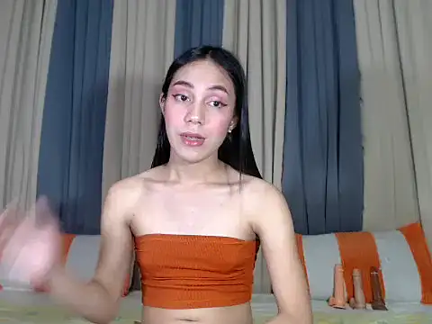 Snapshot of Jadehotcum chatting on 11.18.25 Jadehotcum online show from 11.18.25