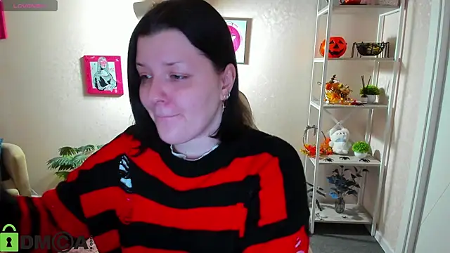 Michele Greenn online show from 11.19.25