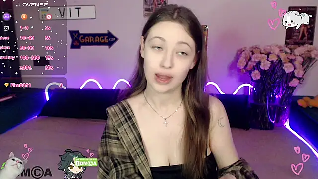 Snapshot of AmourLily chatting on 04.23.26 AmourLily online show from 04.23.26
