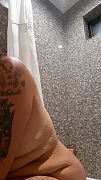 SparklesB1tch online show from 11.13.25