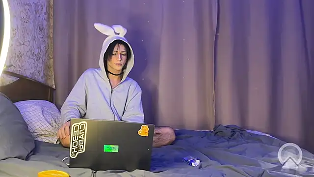 Snapshot of NikGive chatting on 01.14.26 NikGive online show from 01.14.26