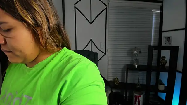 ElaBourn  online show from 10.25.25