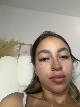 Snapshot of shannel_moss__ chatting on 04.19.26 shannel moss online show from 04.19.26