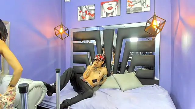 Snapshot of lilyth_adam chatting on 11.20.25 lilyth adam online show from 11.20.25