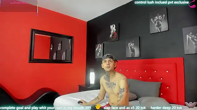 Snapshot of lilyth_adam chatting on 02.10.26 lilyth adam online show from 02.10.26