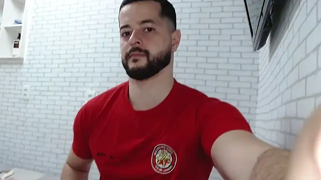 BombeiroHotx online show from 11.06.25