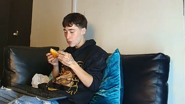  DantFox  online show from 11.25.25