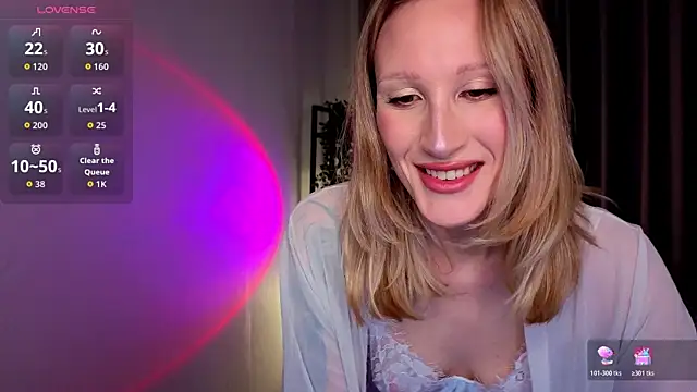 BiancaHelo online show from 11.22.25