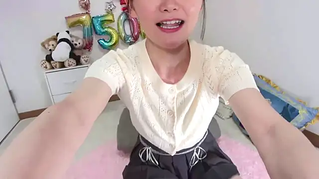 Snapshot of yuzukichi_jp chatting on 05.19.26 yuzukichi jp online show from 05.19.26