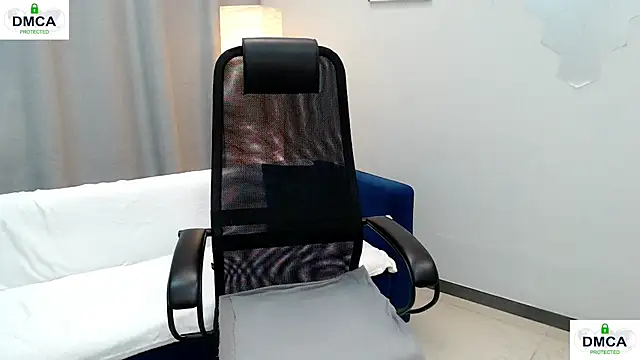 Snapshot of Pion_01 chatting on 01.08.26 Pion 01 online show from 01.08.26