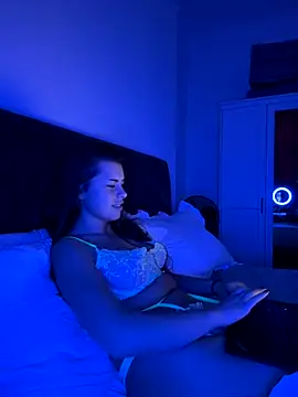 AlitaNova online show from 10.16.25