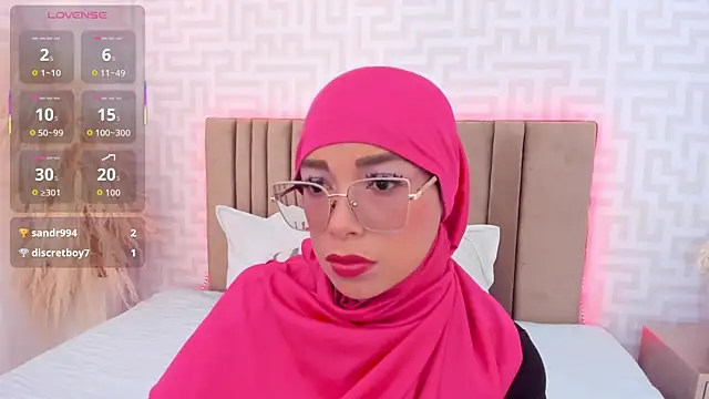 Snapshot of naishaa_ chatting on 06.16.26 naishaa online show from 06.16.26