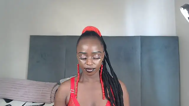 Snapshot of Jah-Queen chatting on 03.14.26 Jah-Queen online show from 03.14.26