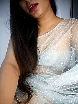 Snapshot of hotty-nisha chatting on 10.03.25 hotty-nisha online show from 10.03.25