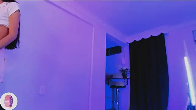 Snapshot of _Mia_Pink_ chatting on 10.08.25  Mia Pink  online show from 10.08.25