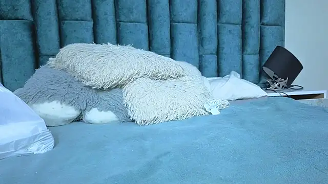 Snapshot of Emma_Foxi chatting on 04.24.26 Emma Foxi online show from 04.24.26