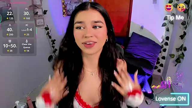 Elsa Pataky online show from 12.04.25