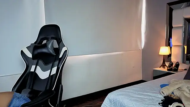 Adhara7 online show from 02.02.26