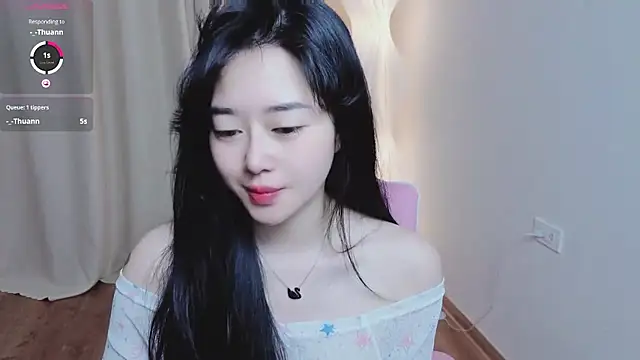 Snapshot of Miu-999 chatting on 01.10.26 Miu-999 online show from 01.10.26