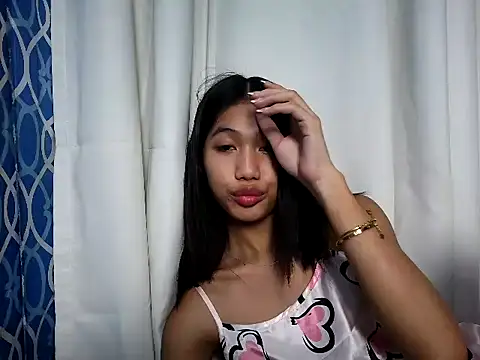 Its mariemaefox online show from 02.10.26