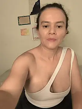 Snapshot of Stelleknoxxx chatting on 09.24.25 Stelleknoxxx online show from 09.24.25