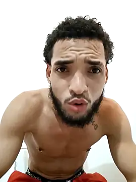 Snapshot of Utreh_ chatting on 10.31.25 Utreh  online show from 10.31.25