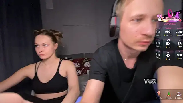 Snapshot of cutemilana_sexwife chatting on 12.21.25 cutemilana sexwife online show from 12.21.25