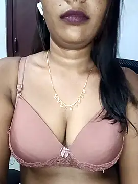 Snapshot of Tamil_kavinila chatting on 02.25.26 Tamil kavinila online show from 02.25.26